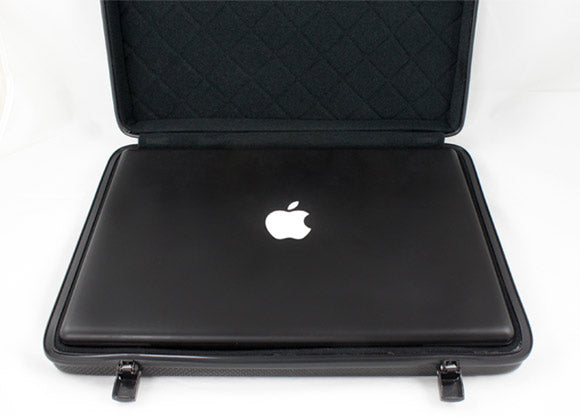 Now This, is a Laptop Case: the Mach 3 Composites Carbon Fiber Laptop Case