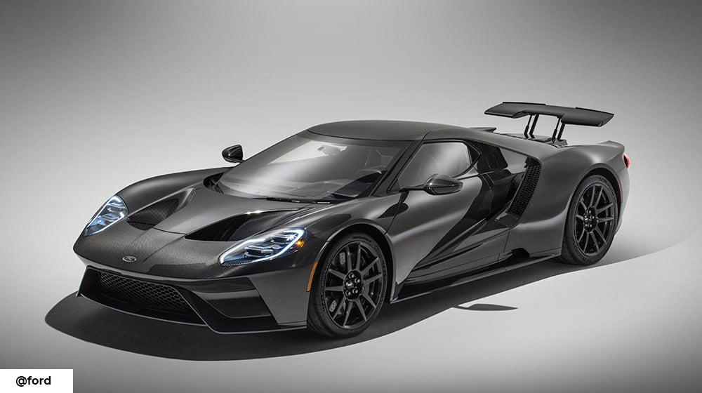 ford gt liquid carbon in gray background | feature | Ford's Last GT Will Be A Limited Edition Carbon Fiber Supercar