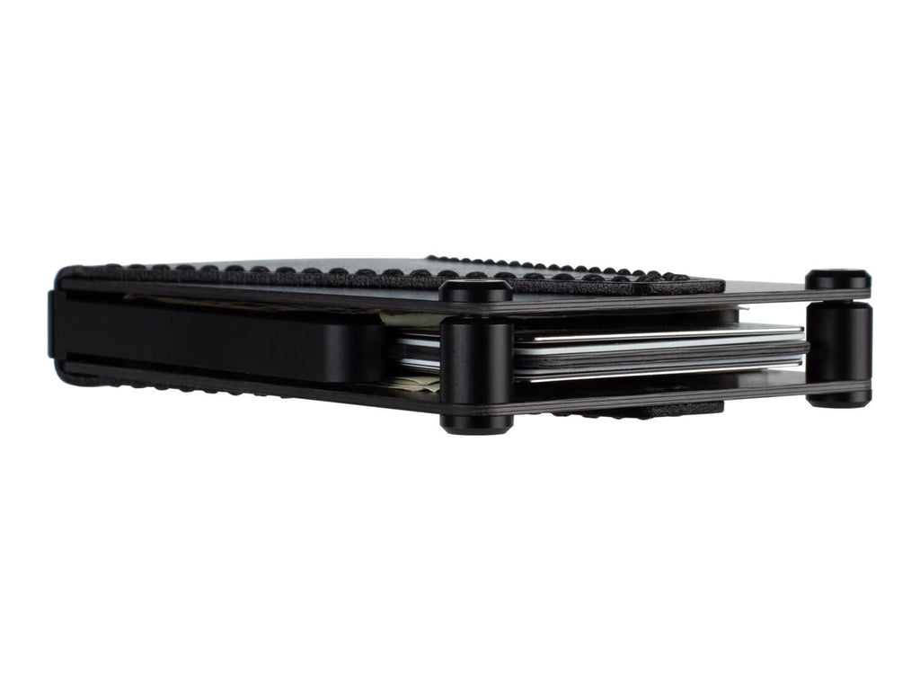P17 carbon fiber wallet, side