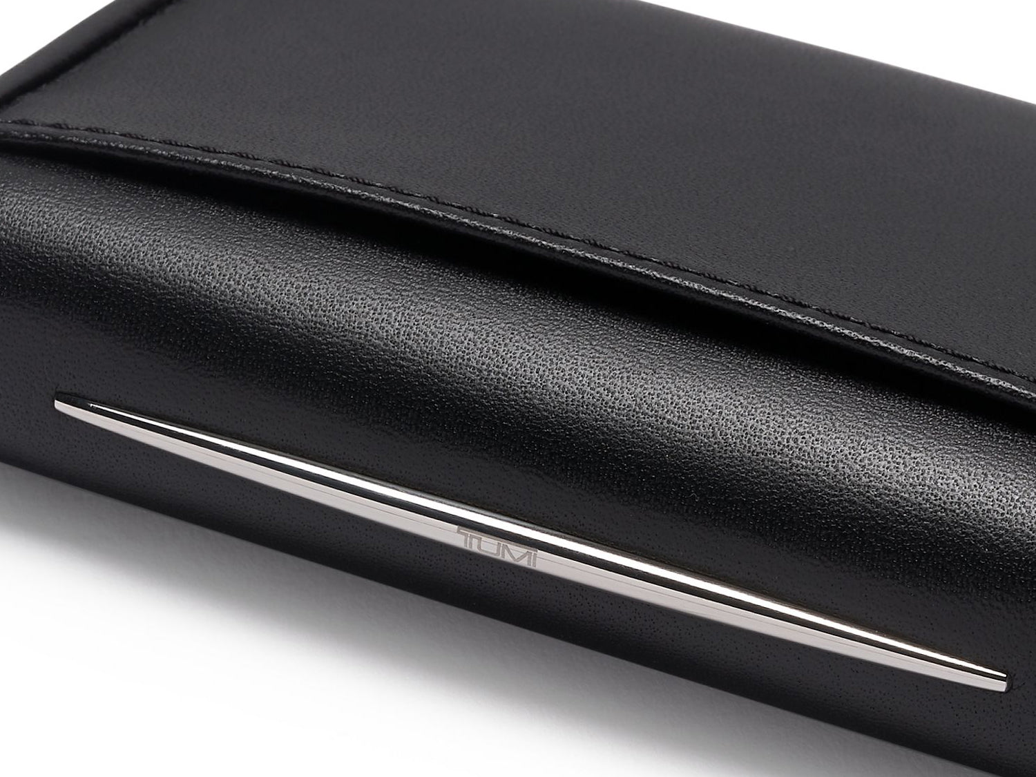 Tumi nassau hotsell gusseted card case